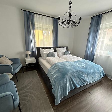 Mintara Apartment Charme Der Stadt Parkplatz Netflix Und Sky Lichtenfels  Esterno foto