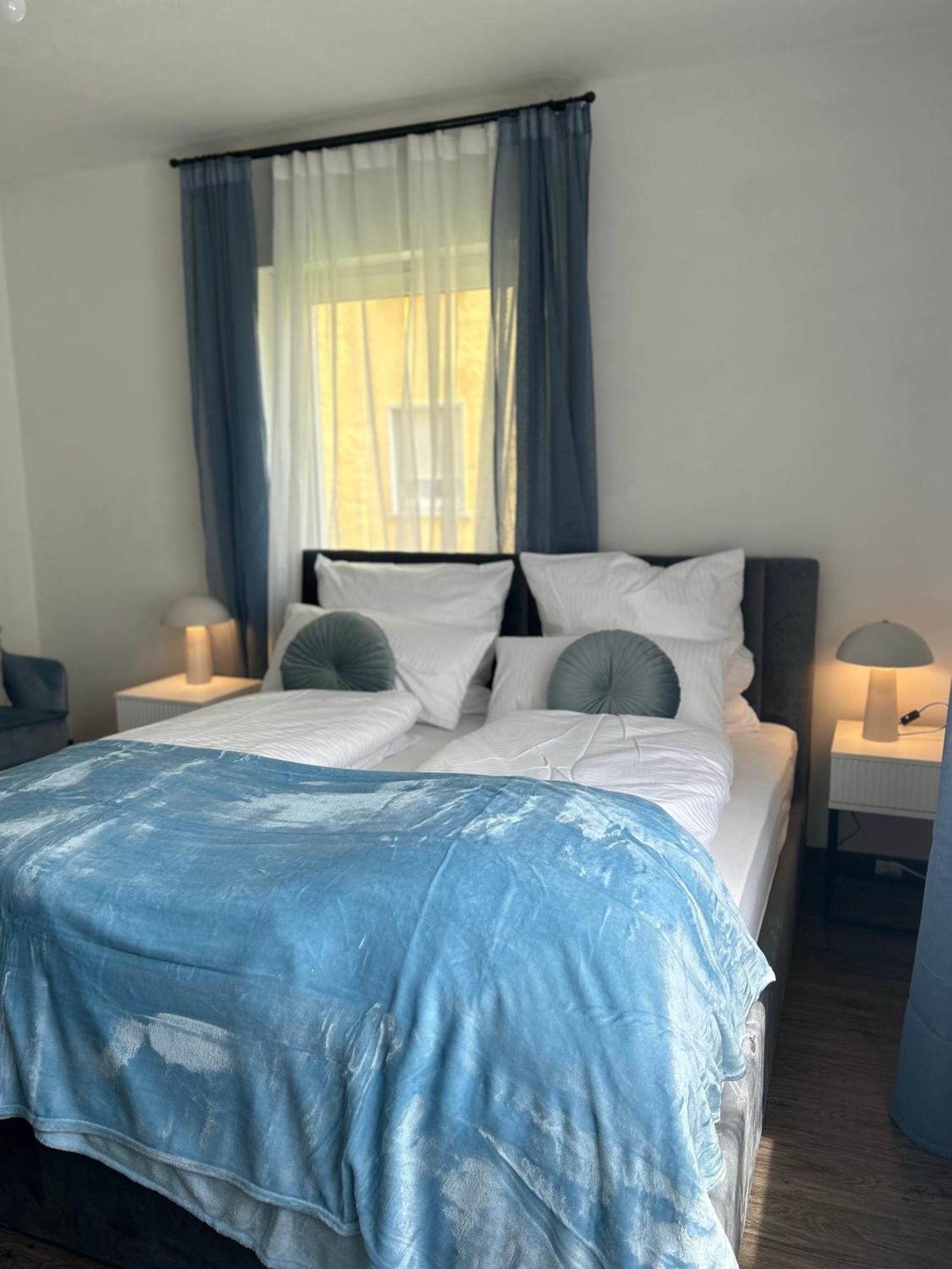Mintara Apartment Charme Der Stadt Parkplatz Netflix Und Sky Lichtenfels  Esterno foto